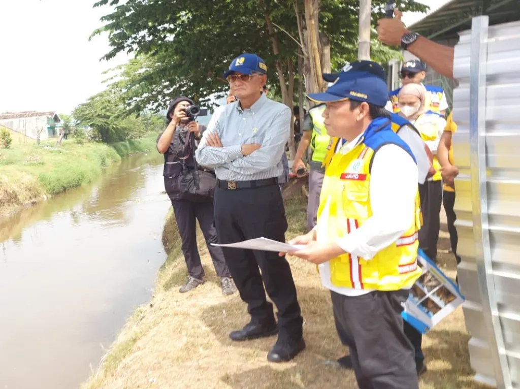 Fasilitasi Mobilitas Warga, Pembangunan Jembatan Bokwedi Ditarget Tuntas September 2026