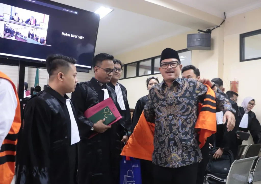 Sidang Perdana Kasus Korupsi Madiun, Maidi Berdalih CSR bukan Syarat Perizinan   ‎