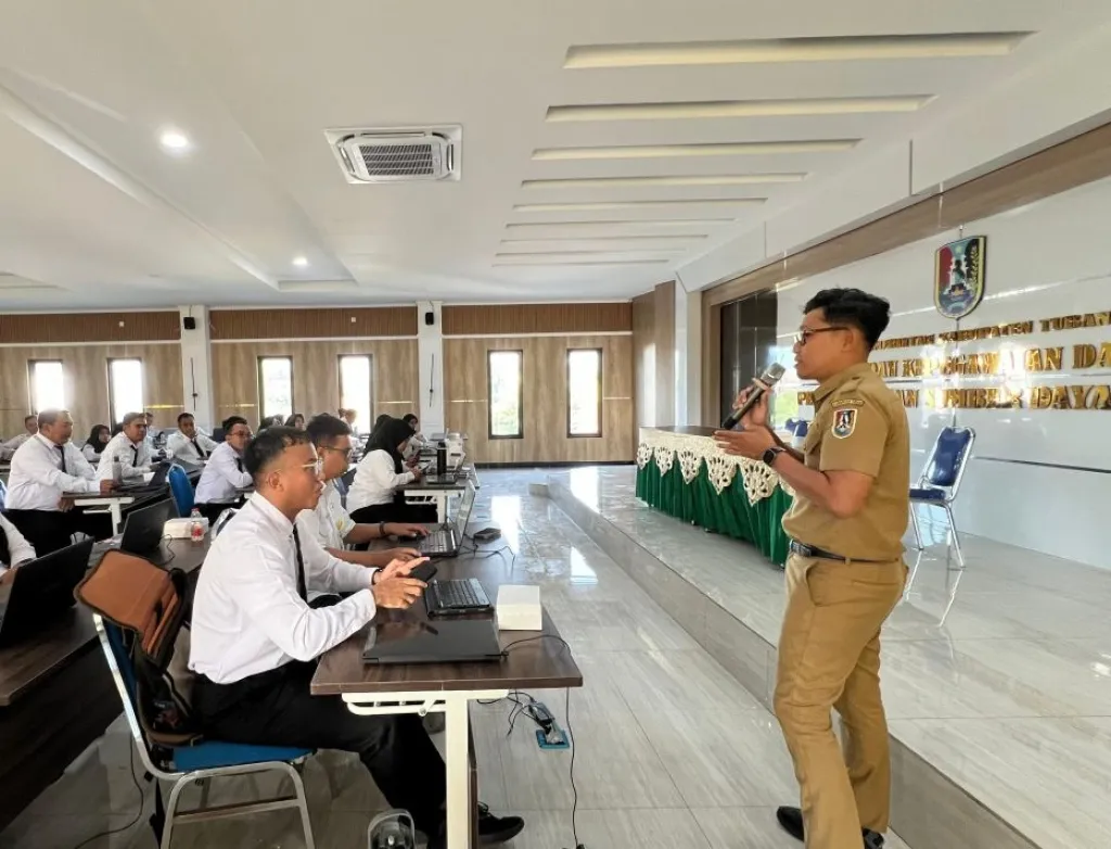 Perkuat ‘Branding’, Pemkab Tuban Beri Pembekalan Pelayanan Publik bagi ASN