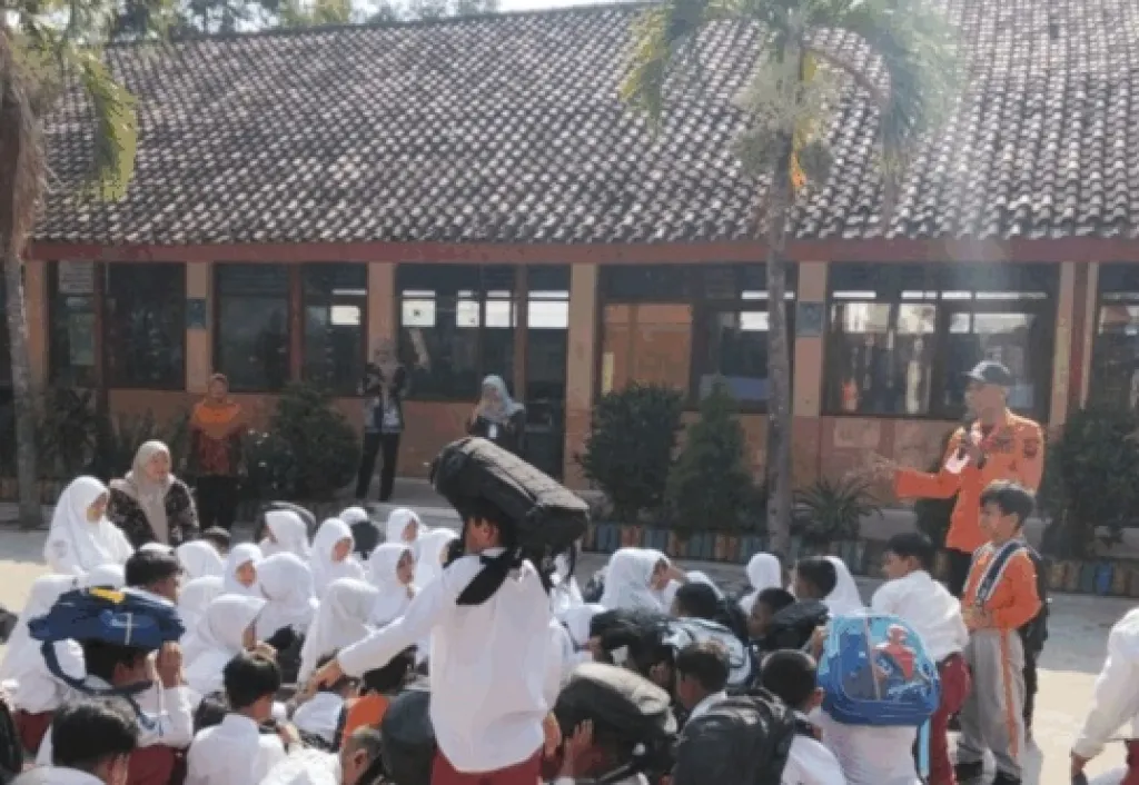 Selama Momentum MPLS, BPBD Magetan Ajak para Siswa Sadar Bencana Sejak Dini