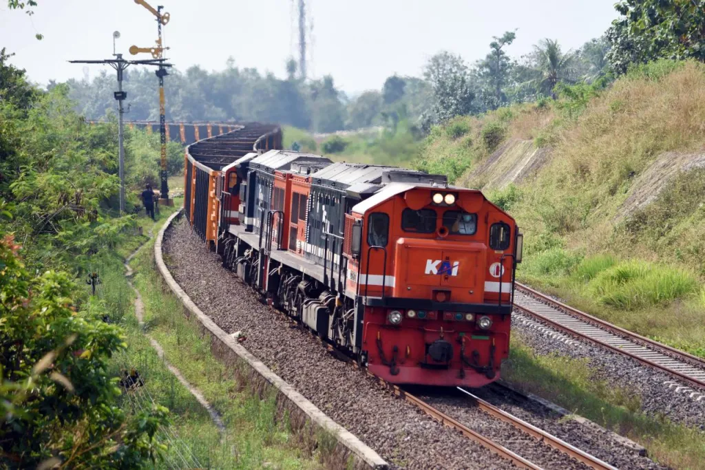 Baca juga : KAI, Impor Lokomotif Barang dari AS