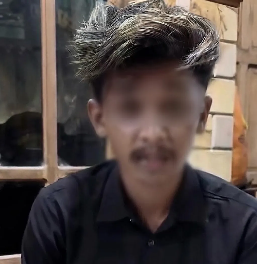 Baca juga : Fotografer Wedding di Ponorogo Diduga Intip Perias di Kamar Mandi, Ponselnya Simpan 700 Rekaman Perempuan