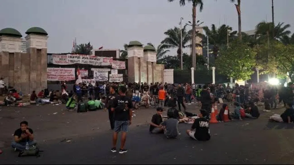 BEM UI dan BEM-SI tak Mau Demo