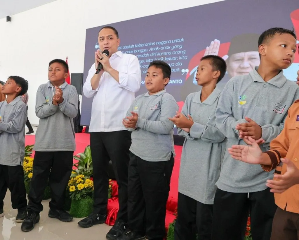 MPLS SRT 2 Surabaya, Wali Kota Eri Cahyadi Dorong Pelajar Jadi Pemimpin Berkarakter