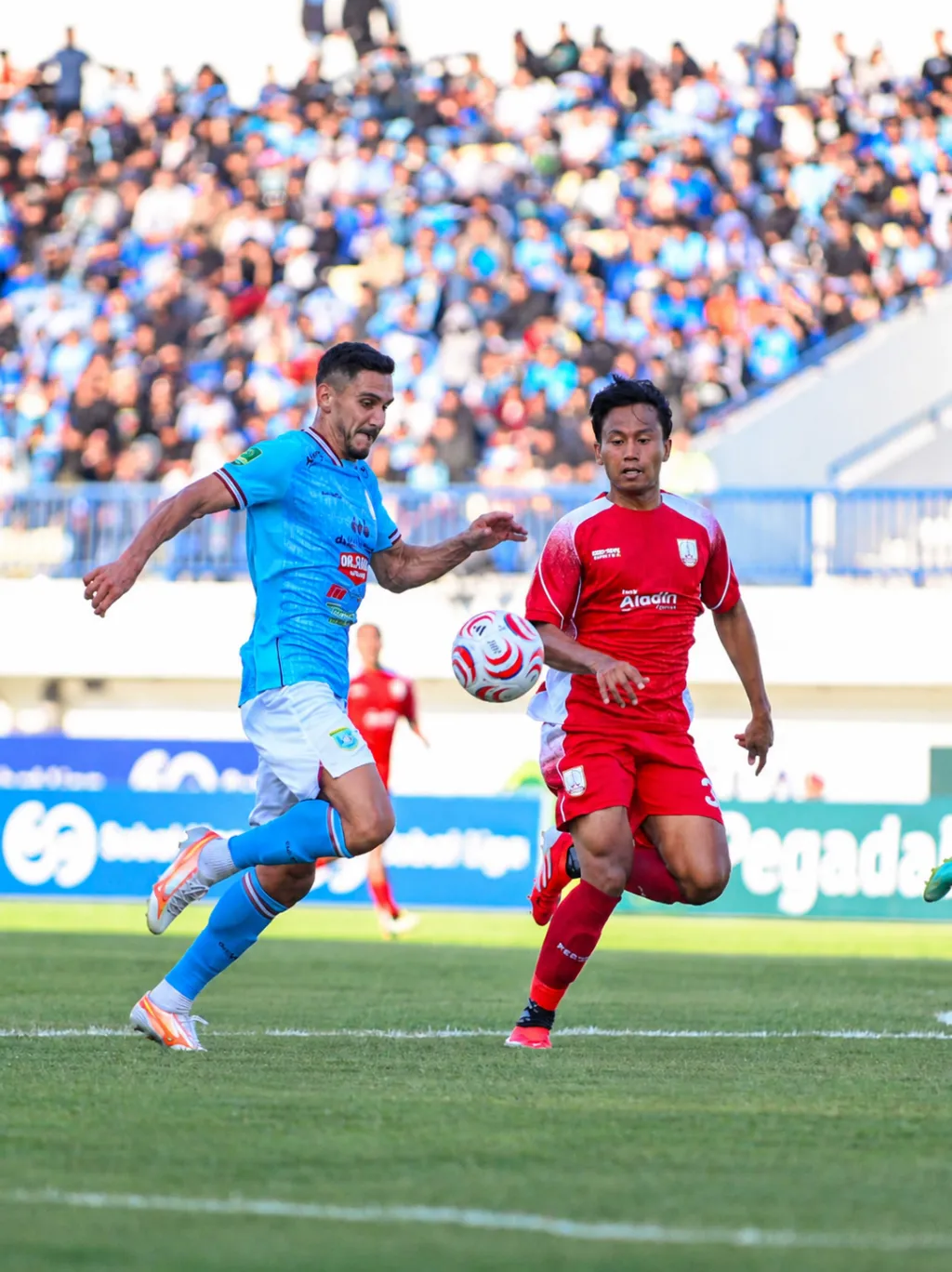 Awali Pertandingan dengan Hasil  Sempurna, Persela Bungkam Persis Solo 2-0