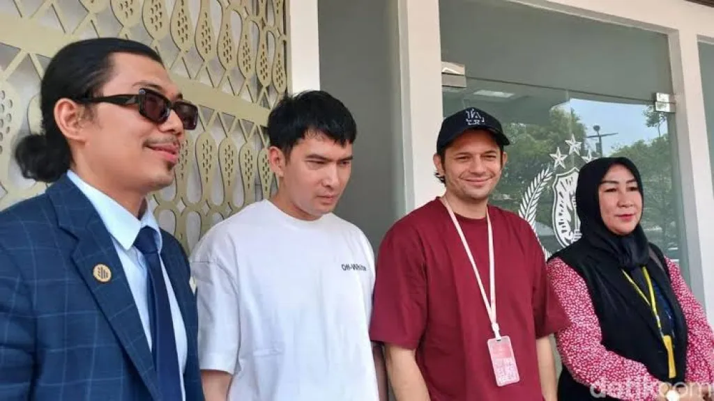 Baca juga : Ridho Ilahi dan Andrew Andika, Lapor Kena Investasi Bodong Cewek
