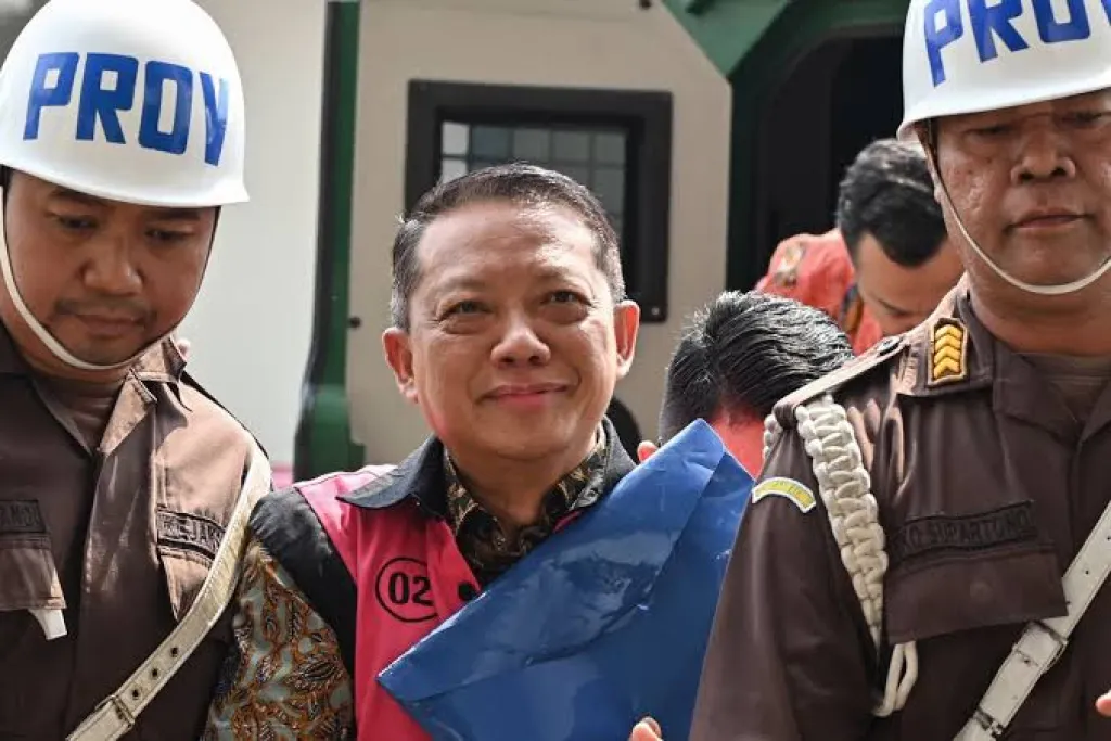 Mantan Jampidsus Main Dengan Sejumlah Bank Lakukan TPPU