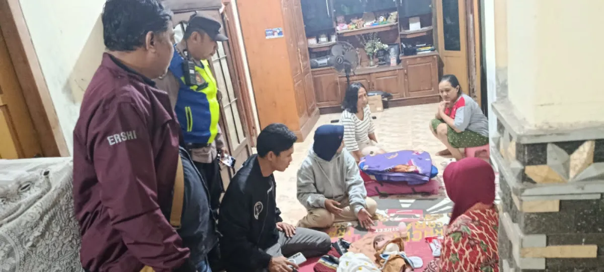 Warga Desa Ngaglik Blitar Temukan Bayi Perempuan Terbungkus Plastik di Balik Tembok Rumah