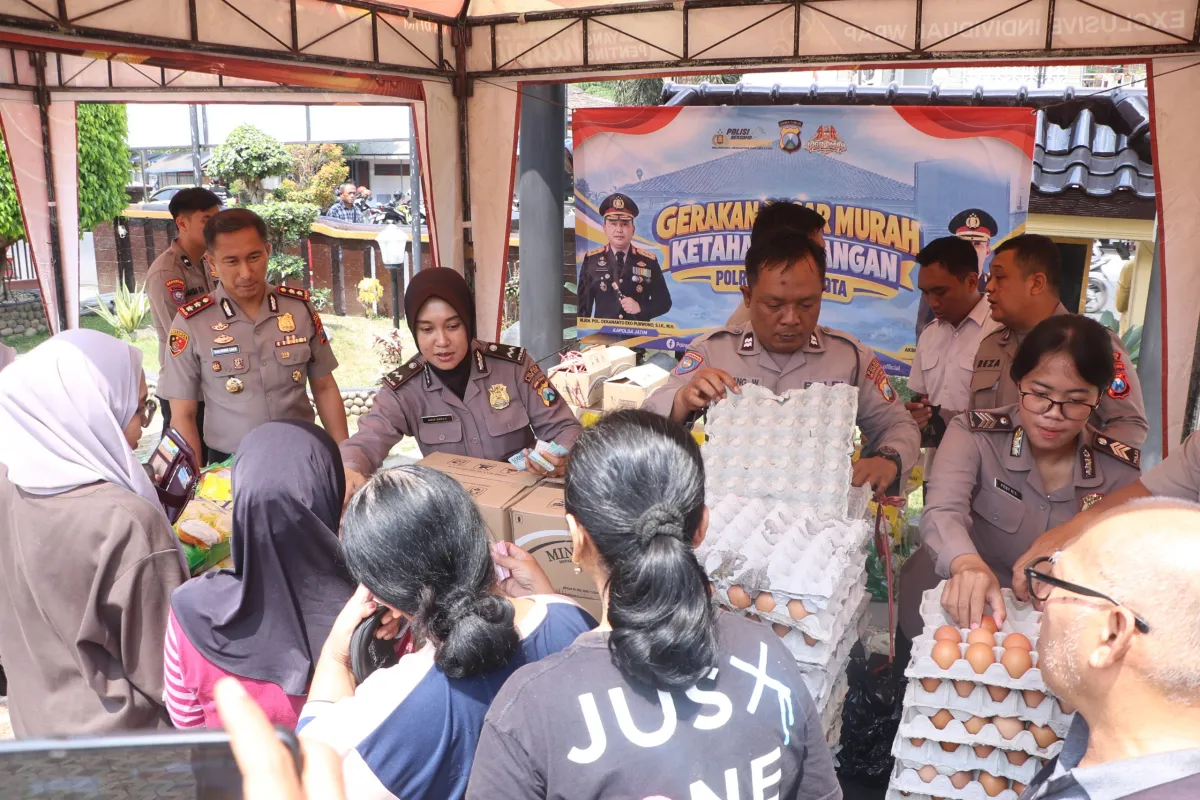 Dukung Program Ketahanan Pangan, Polres Blitar Kota Gelar Gerakan Pasar Murah