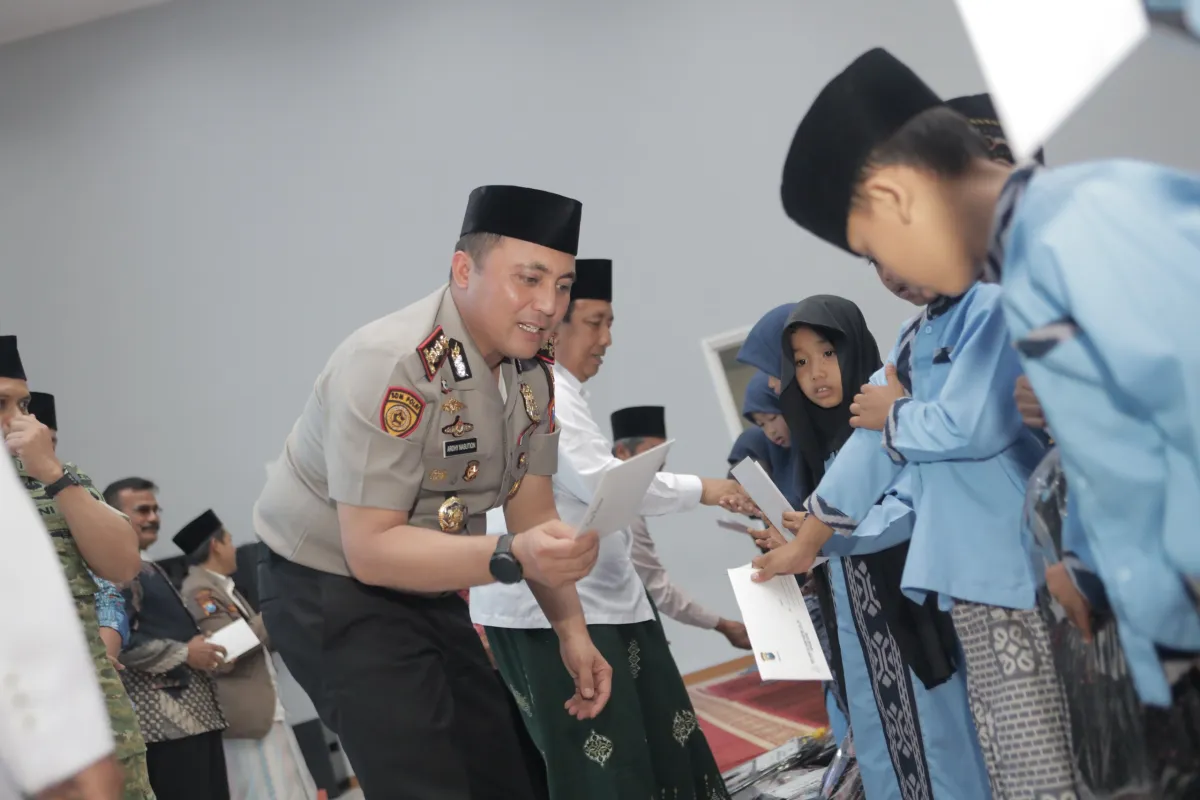 Peringati Dua Tahun Pemerintahan Prabowo-Gibran, Polres Blitar Doa Bersama Lintas Agama