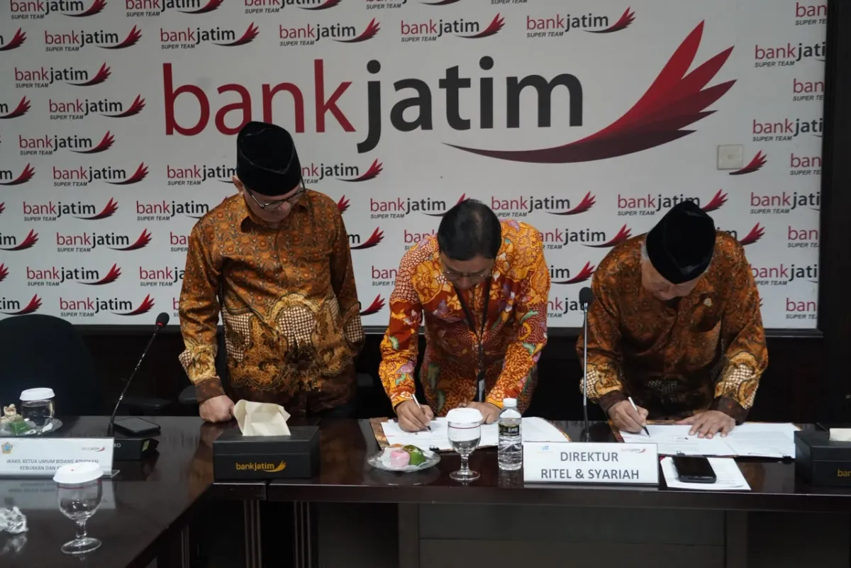 Bank Jatim dan PWRI Jawa Timur Perkuat Sinergi, Hadirkan Kartu Pintar Elektronis bagi Anggota