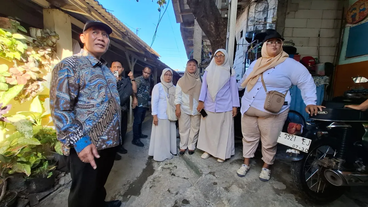 Penjaga Parkir di Surabaya Terima Bantuan Bedah Rumah, Nur Fadillah: Terima Kasih Pak Prabowo