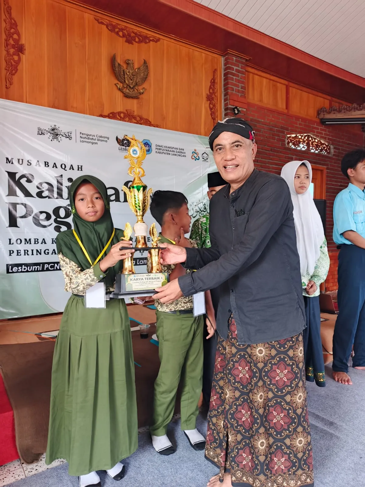 Final Musabaqah Kaligrafi Pegon Lamongan Tetapkan Enam Karya Terbaik