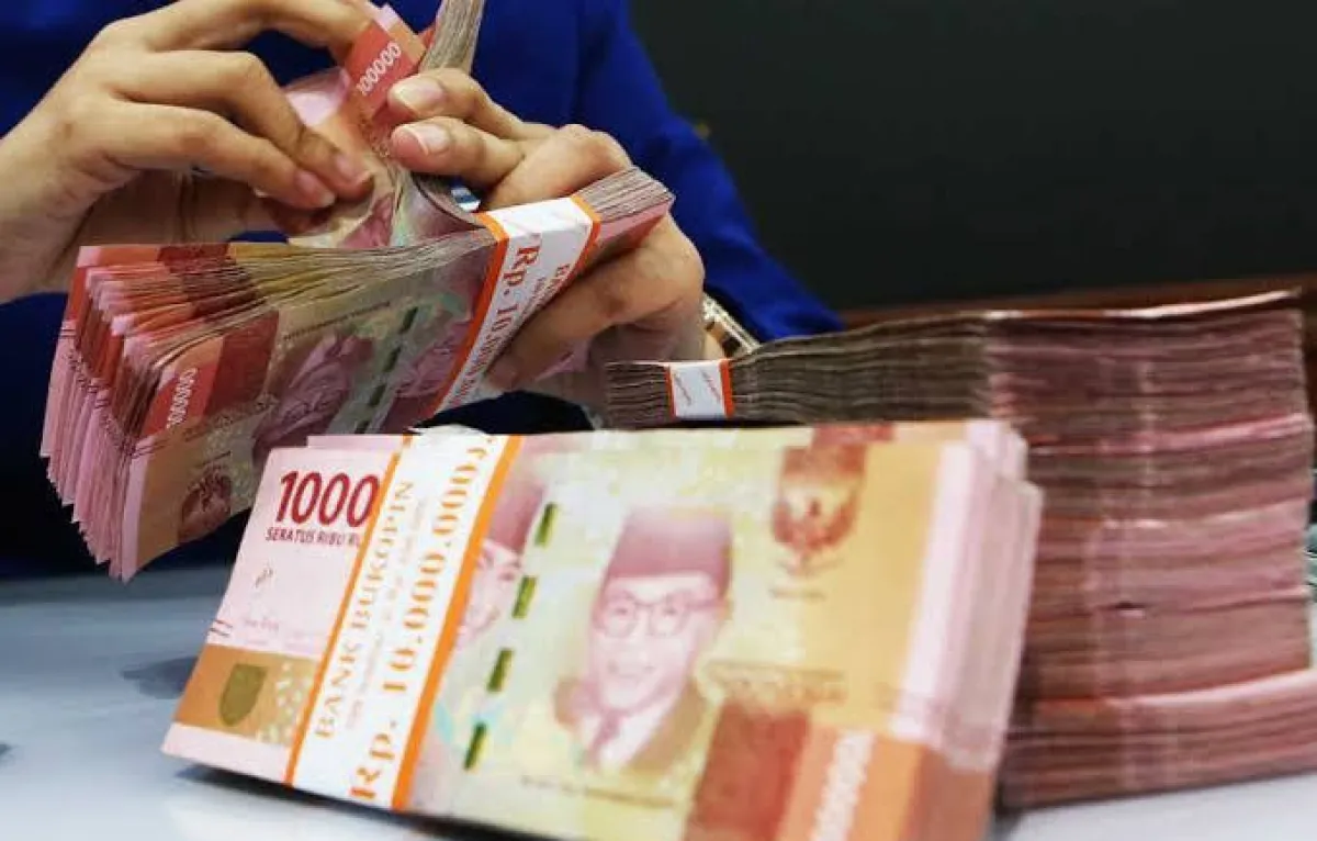 Pelemahan Rupiah Makin Dalam