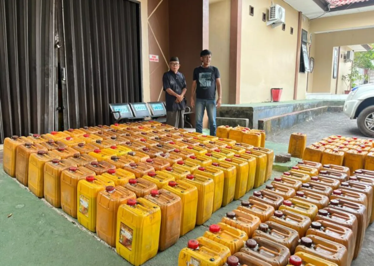 Peristiwa 3.040 Liter Pertalite Ditimbun di Rumah