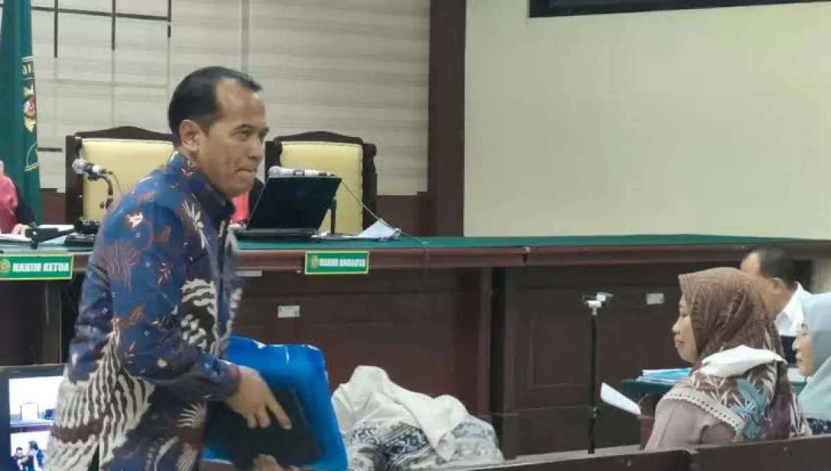 ESDM JATIM DIDUGA TERIMA PUNGLI RP 687,5 JUTA