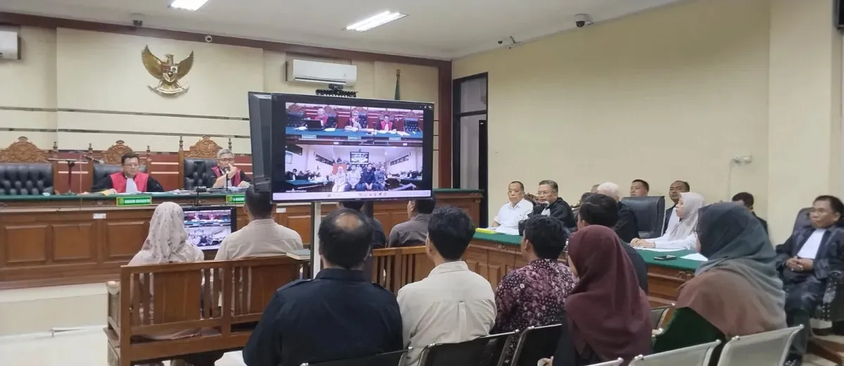 Sepuluh Staf Terima Uang di Luar Gaji