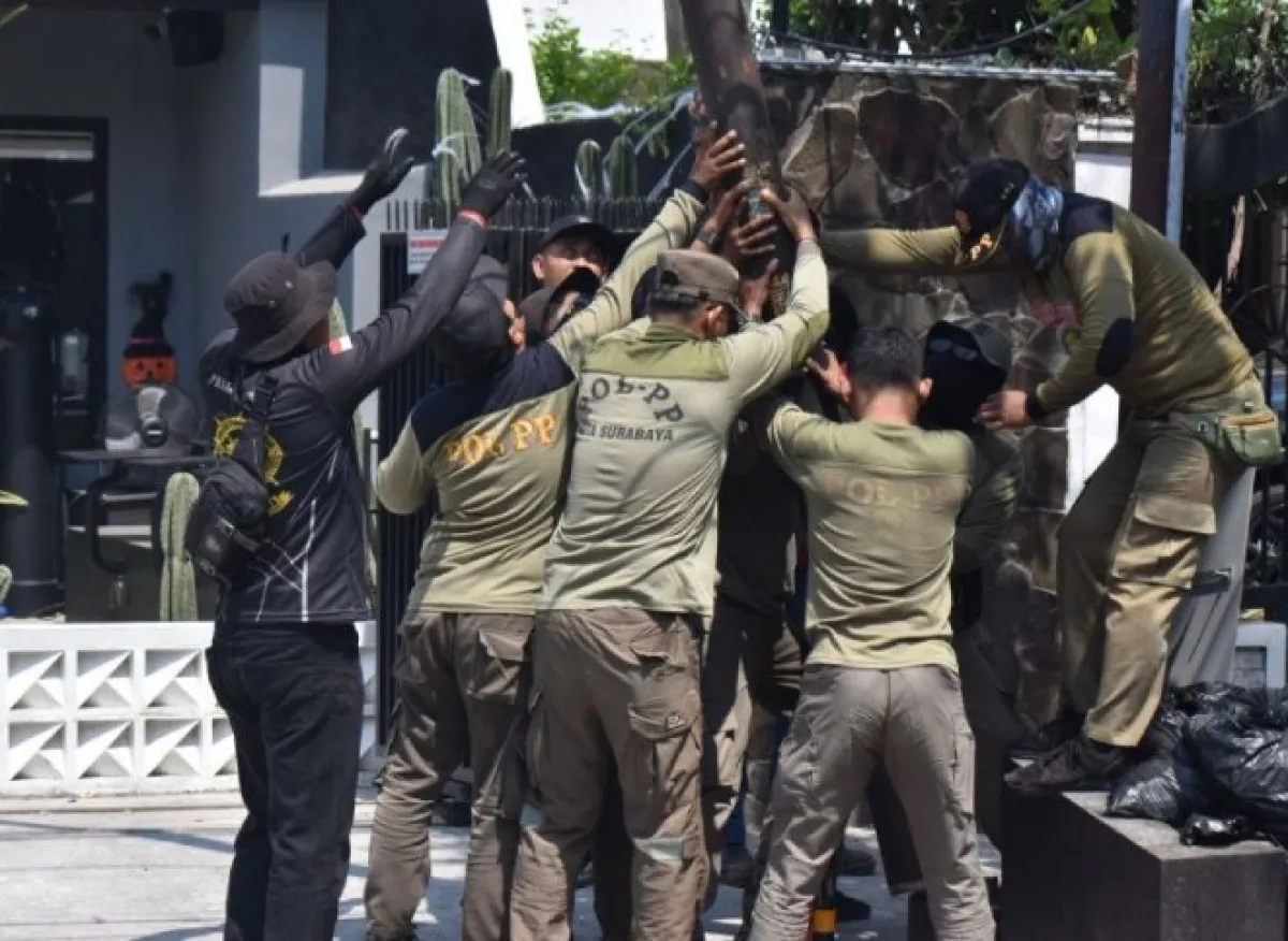 Pemkot Tertibkan Jaringan Utilitas Tak Berizin di 224 Ruas Jalan Surabaya