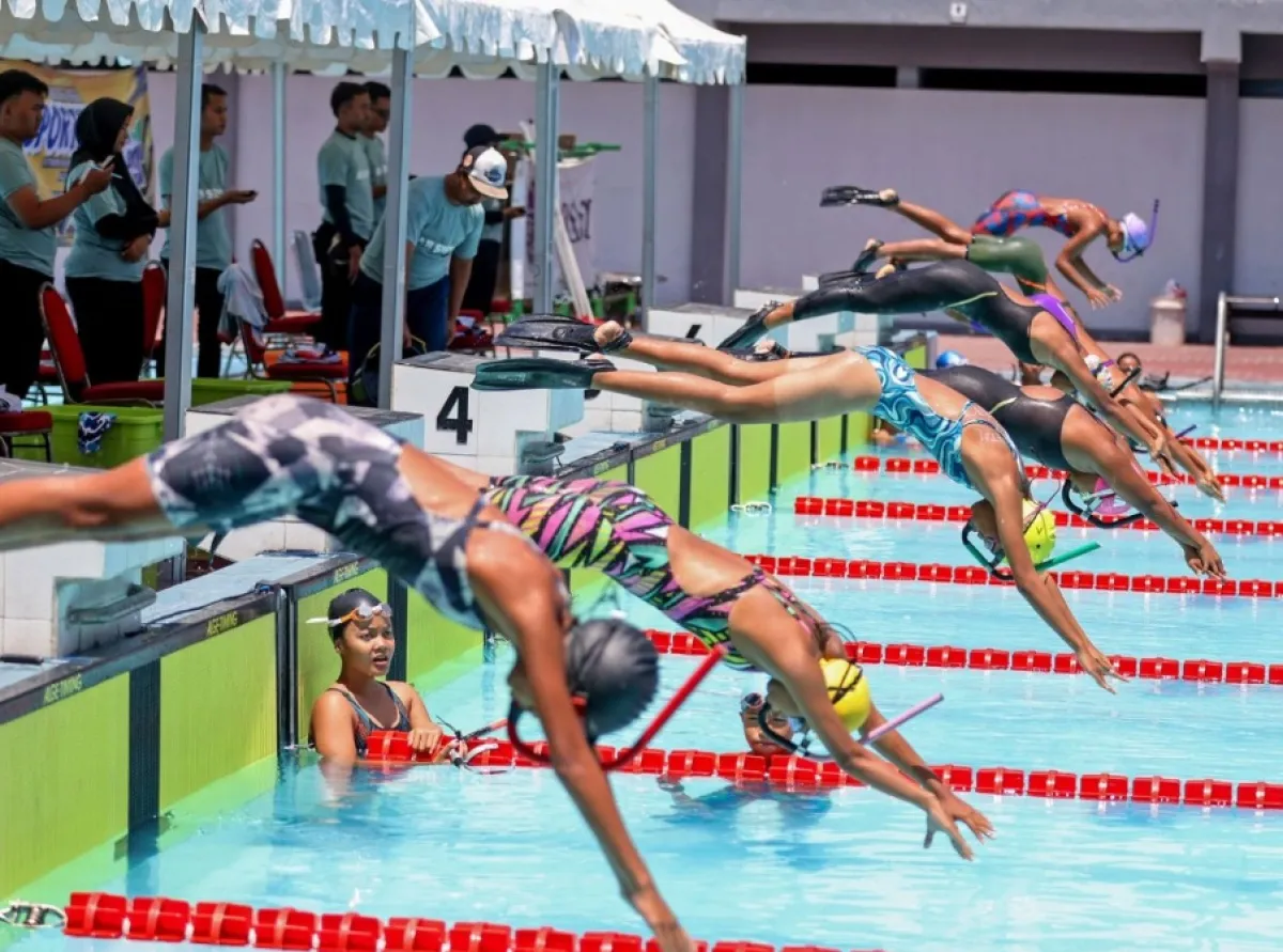 Surabaya Rising Champion 2026 Jadi Ajang Adu Cepat 350 Atlet Selam se-Jatim