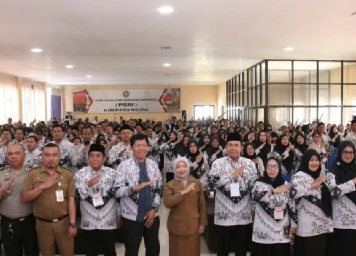 Canggihnya Perkembangan AI, Wabup Malang Lathifah: Tak Bisa Ganti Peran Vital Guru