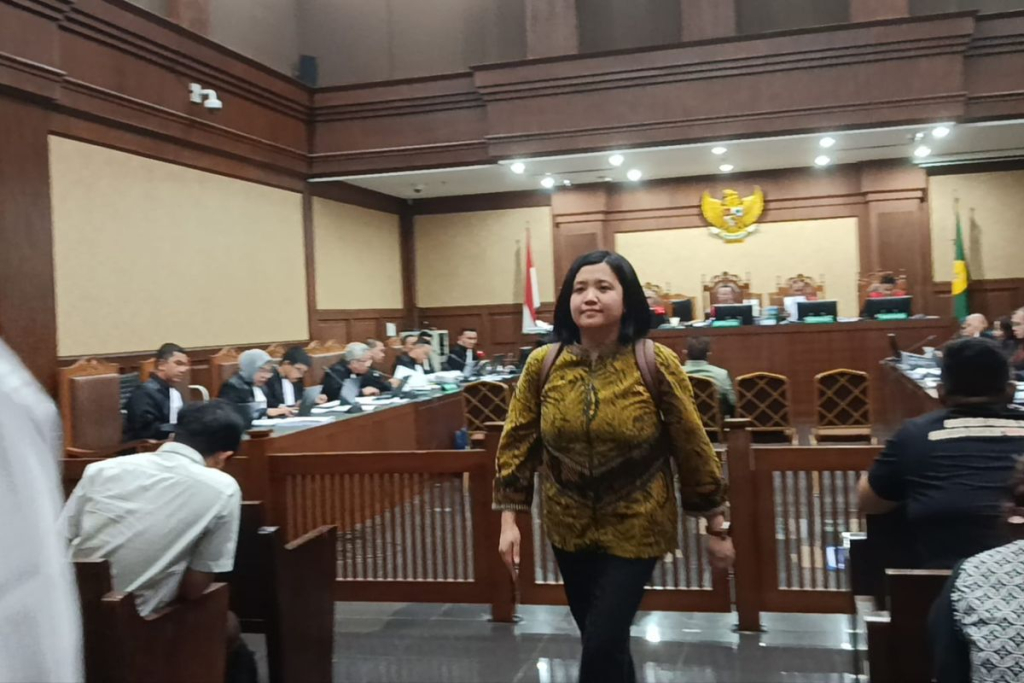 Eks Staf Khusus Nadiem Makarim, saat masih menjabat Mendikbudristek, dihadirkan menjadi saksi dalam sidang dengan terdakwa Direktur SMP, Direktur SD Kemendikbudristek.