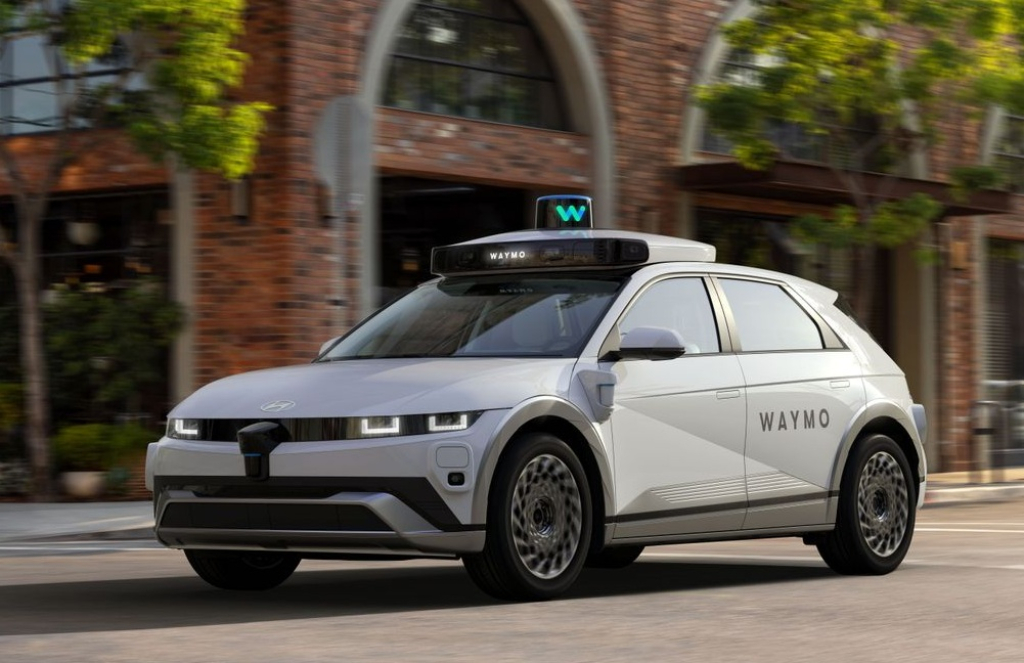 Taksi otonom Hyundai Ioniq 5. SP/ JKT