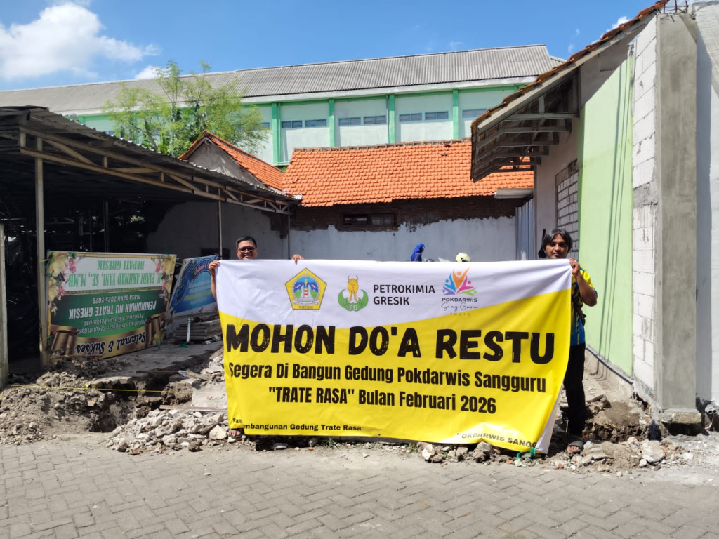 Lokasi pembangunan outlet UMKM "Trate Rasa" yang dibiayai penuh oleh dana CSR BUMN Petrokimia Gresik. SP/Maidid