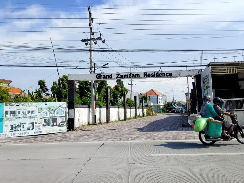 Perumahan Grand Zam-Zam Residence ini menjadi sorotan karena pengembangnya masih belum mengantongi izin PBG. SP/MUHAJIRIN