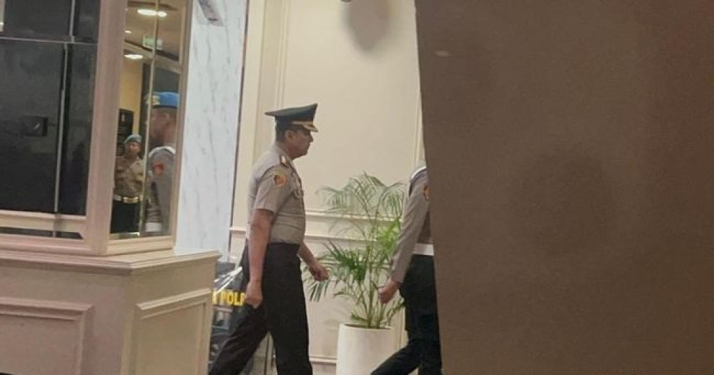 Eks Kapolres Bima Kota AKBP Didik Putra Kuncoro saat jalani sidang etik terkait kepemilikan barang bukti narkotika di Gedung TNCC Mabes Polri.