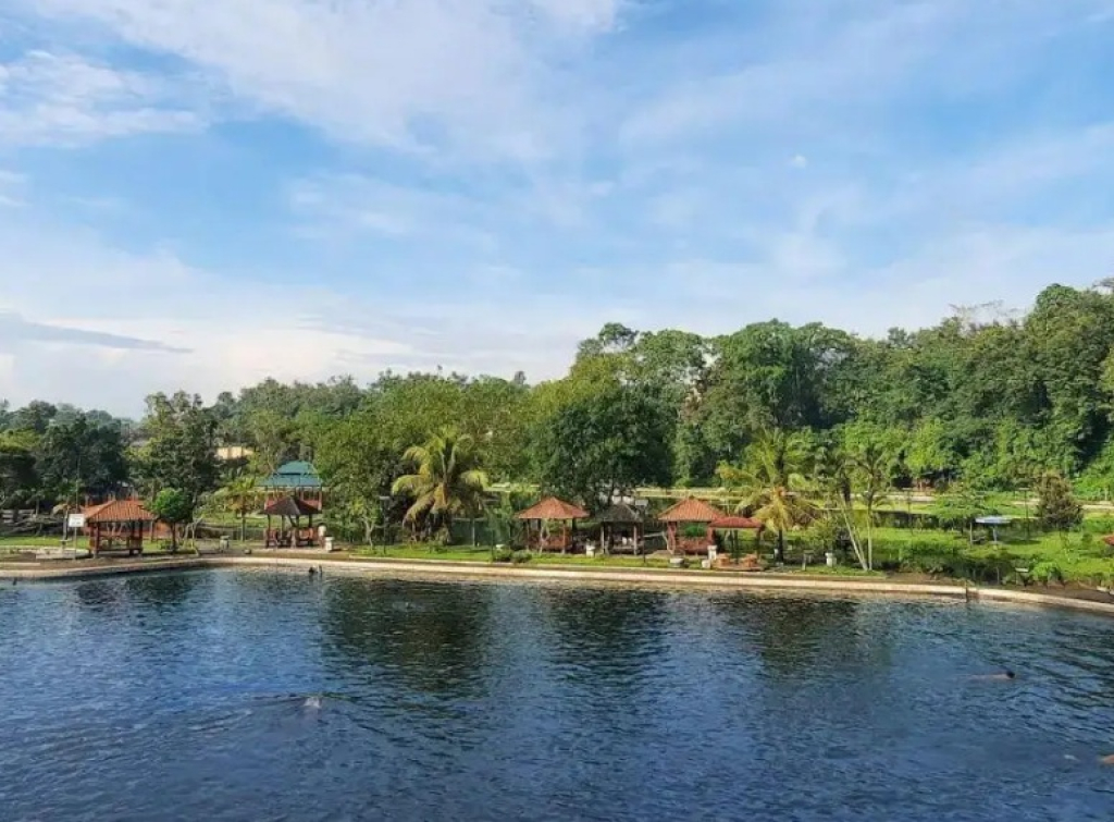 Pemandian Selokambang yang terletak di Desa Purwosono, Kecamatan Sumbersuko, Lumajang, Jawa Timur. SP/ LMJ