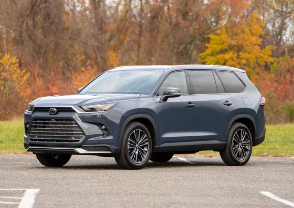 Toyota Grand Highlander 2024. SP/ JKT