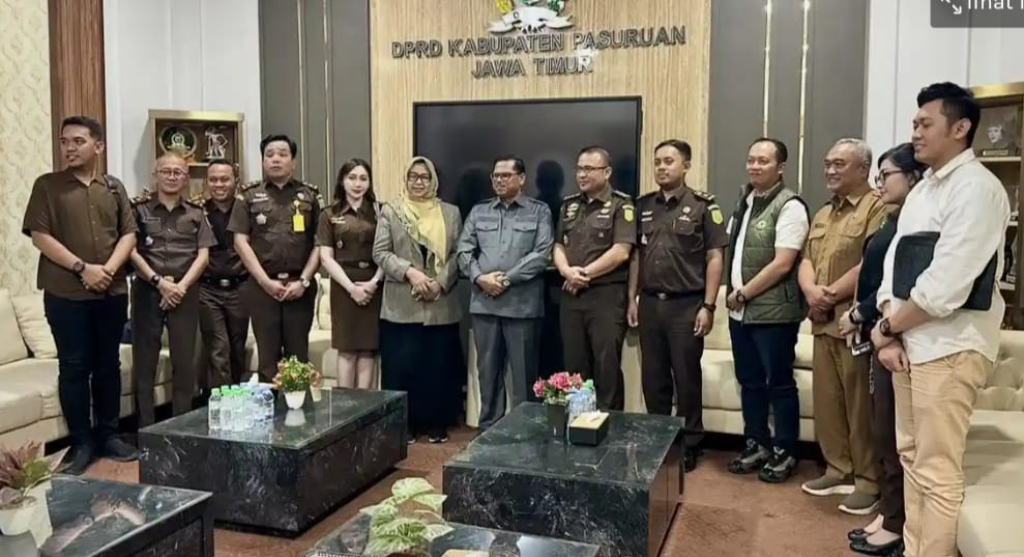 Rapat koordinasi bersama jajaran Kejaksaan Negeri Kabupaten Pasuruan guna mewujudkan tata kelola pemerintahan daerah yang berintegritas dan akuntabel. SP/ AZIZ