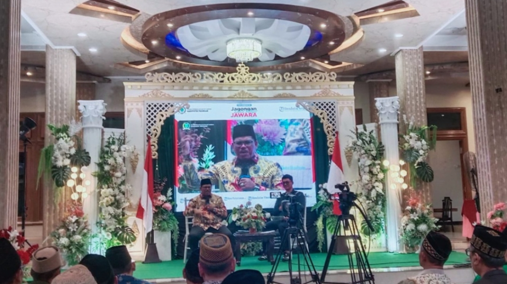 Ketua Samsul Hidayat menggelar kegiatan “JAWARA” (Jagongan Bareng Wakil Rakyat) di Dusun Jembrung I, Desa Bulusari, Kecamatan Gempol, Minggu (1/3/2026). SP/ AZIZ