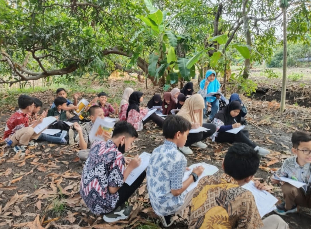 SD Alam Muhammadiyah Kedanyang (SD Almadany) Kebomas Gresik memperingati milad ke-8 dengan mengusung tema “8righter Future”. SP/ MAIDID