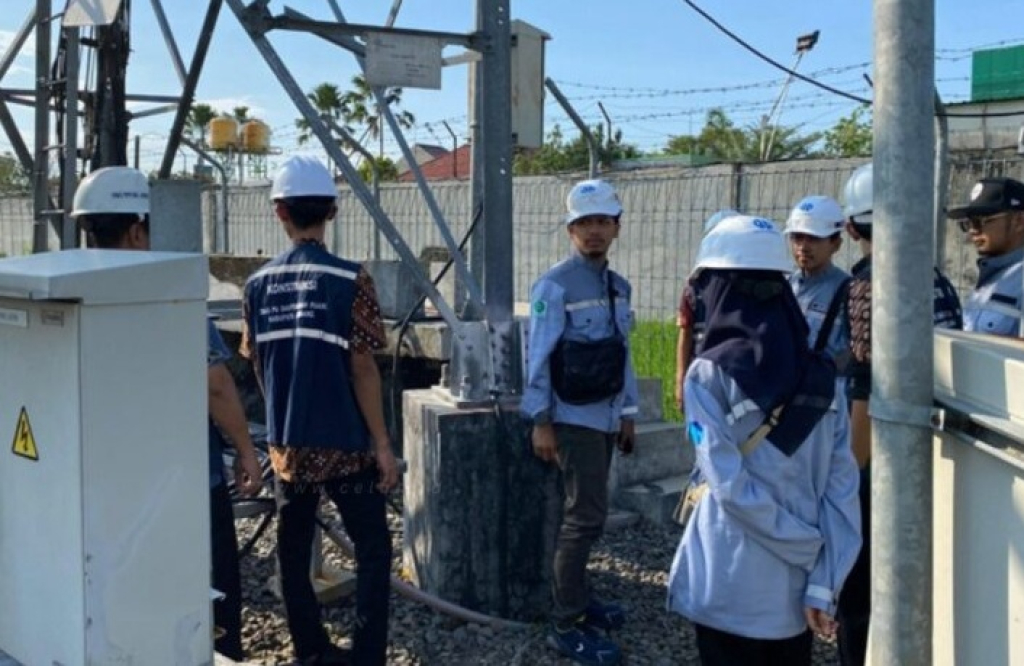 Salah satu tower base transceiver station yang berada di Kabupaten Jombang, Jawa Timur. SP/ JB