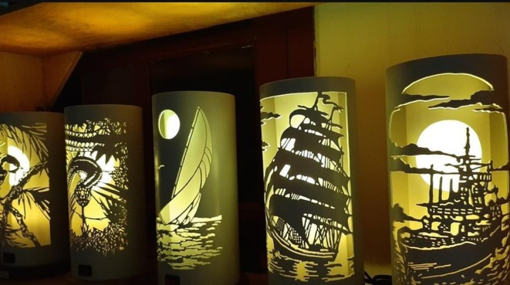 Penampakan salah satu karya lampu hias dari pipa PVC. SP/ PRB