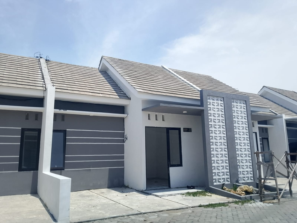 Perumahan Grand Zam-Zam Residence di Jl. Mastrip - Sugio masih menyisakan persoalan legalitas yang hingga kini belum terpenuhi. SP/MUHAJIRIN