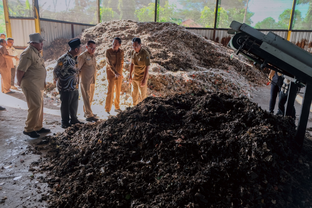 Peristiwa Gresik dan Lamongan Perkuat Sinergi Pengelolaan Sampah Berbasis Energi di TPA Ngipik