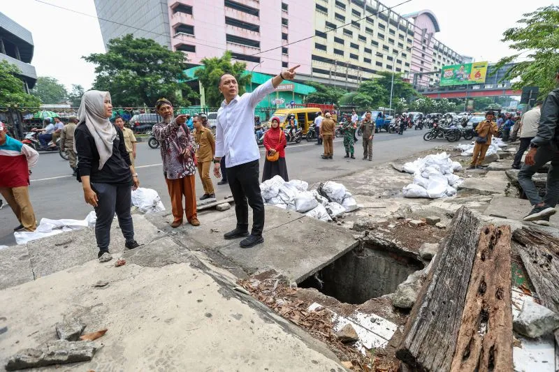 Sering Timbulkan Kemacetan, Pemkot Surabaya Siap Kembalikan Fungsi Jalan Stasiun Wonokromo