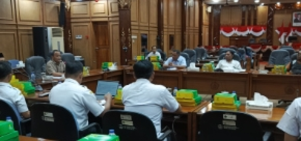 Forum hearing RSUD Notopuro Sidoarjo bersama DPRD Sidoarjo, yang digelar di ruang paripurna  DPRD Sidoarjo, Rabu (29/4/2026). SP/ HIKMAH