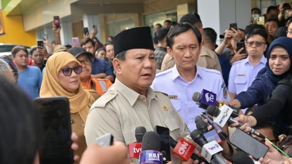 Peristiwa Presiden Janji Perbaiki Semua Perlintasan KA Sebesar Rp 4 triliun