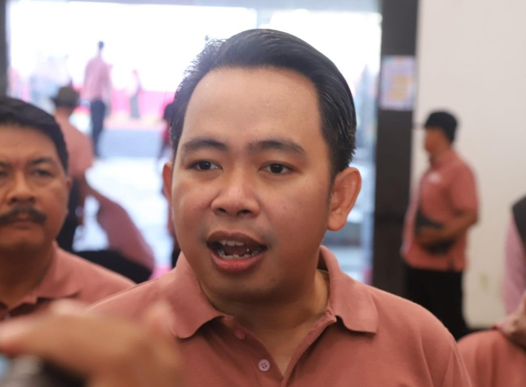 Bupati Jember Muhammad Fawait saat hadir di acara pengangkatan PPPK paruh waktu di Sport Garden beberapa waktu lalu. SP/ JBR