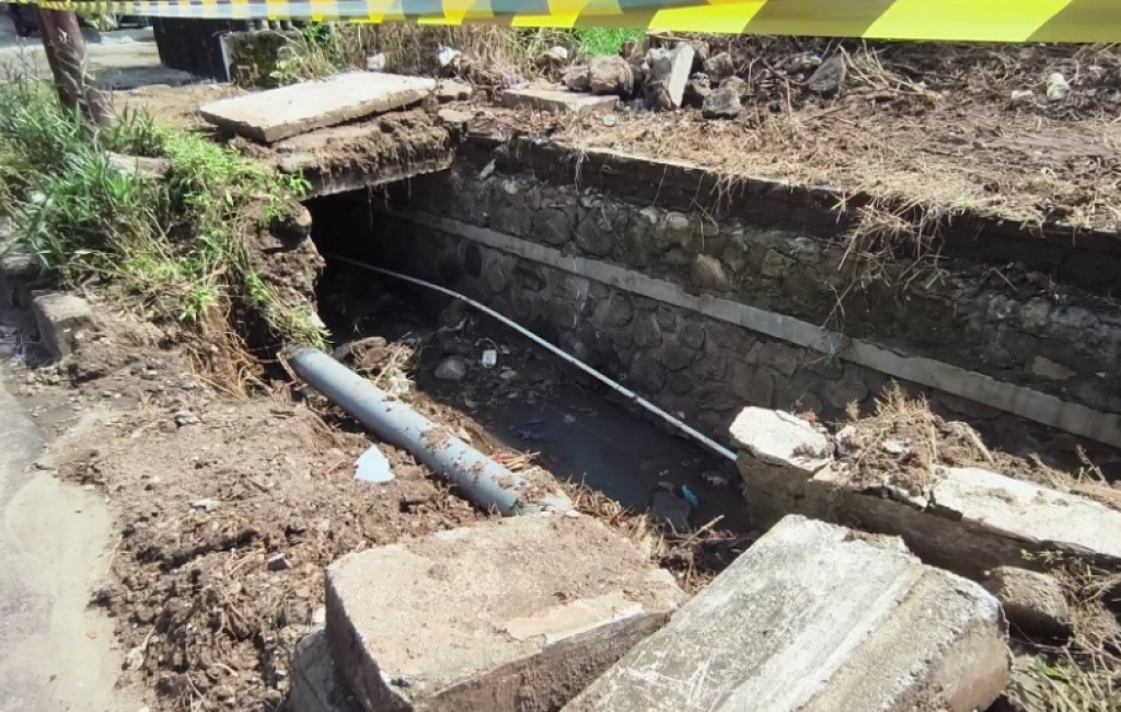 Kondisi drainase yang rusak dapat mengakibatkan banjir yang meluap terus menerus di Magetan, Jawa Timur. SP/ MGT