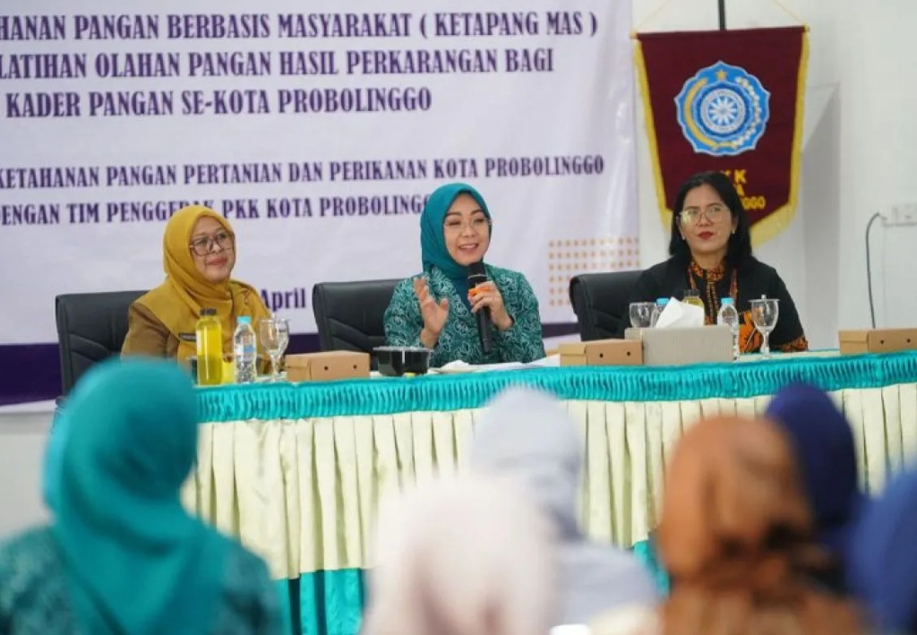 Kegiatan Pelatihan Olahan Pangan Hasil Pekarangan bagi Kader Pangan se-Kota Probolinggo di aula PKK Kota Probolinggo. SP/ PRB
