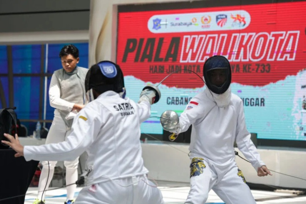 Pertandingan Cabang Olahraga Anggar dalam Piala Wali Kota Surabaya 2026. SP/ SBY