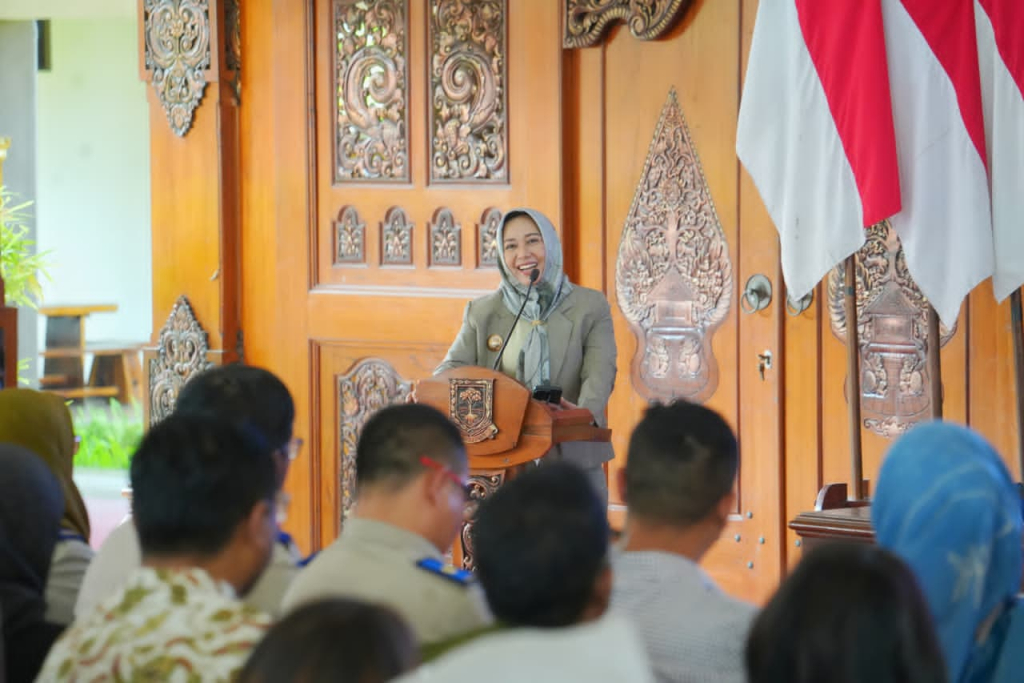 Walikota saat membuka kegiatan sinergitas Pemkot dengan IPPAT yang digelar di Rumah Rakyat, Selasa (05/05/2026). SP/ DWI