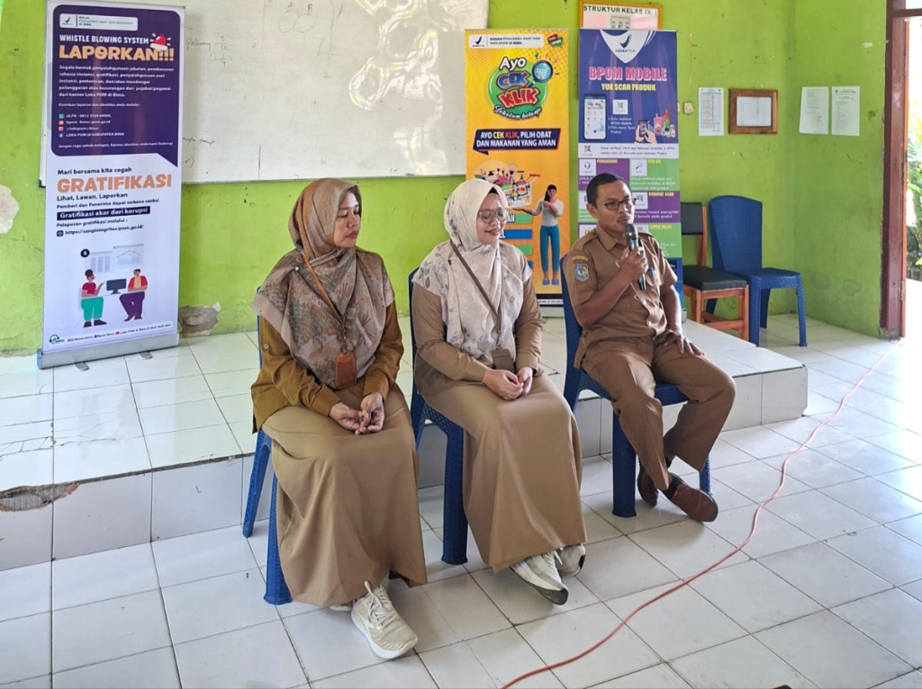 Program BPOM TANA’O. Kegiatan ini dilaksanakan pada Selasa (12/5/2026) pagi, di aula SMPN 1 Lopok. SP/ HIKMAH
