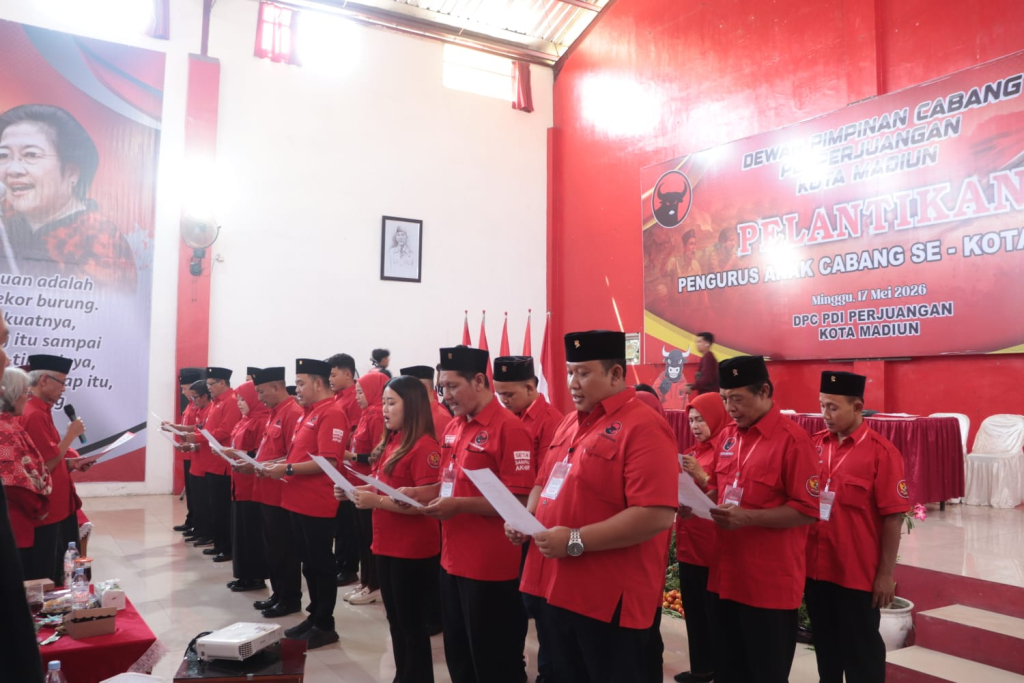 Pelantikan Pengurus Anak Cabang (PAC) Dewan Pimpinan Cabang PDI Perjuangan Kota Madiun.