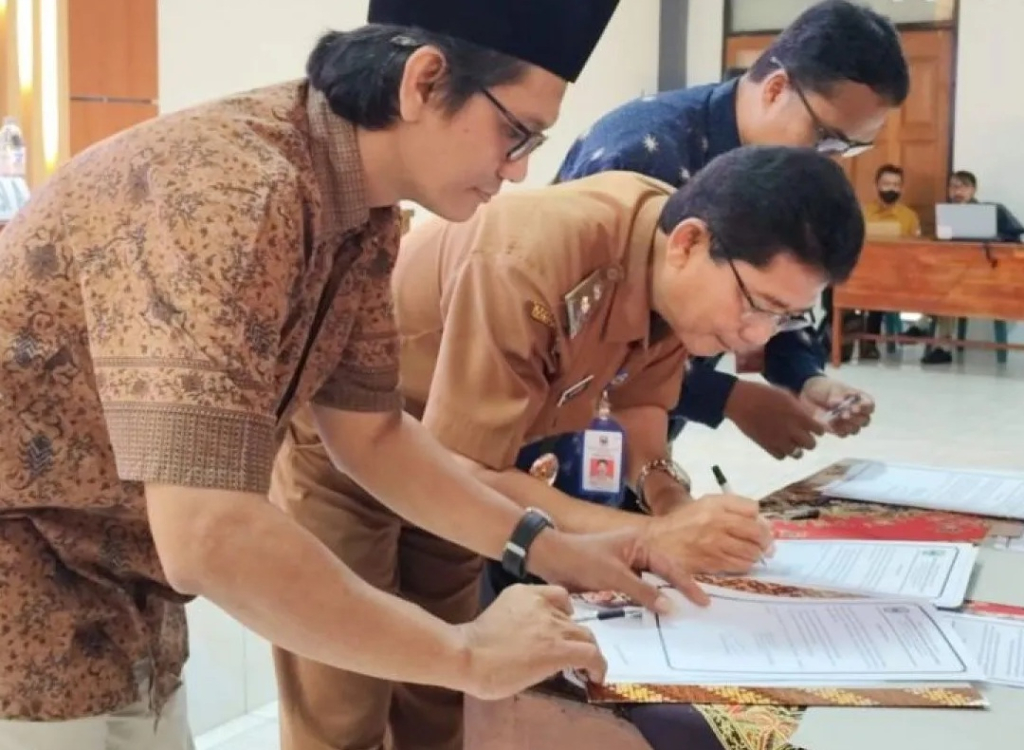 Kegiatan Sosialisasi dan Penandatanganan Pakta Integritas SPMB Tahun 2026 berjalan bersih yang digelar Dinas Dikpora Magetan di Aula Gedung Pertemuan Dinas Dikpora. SP/ MGT