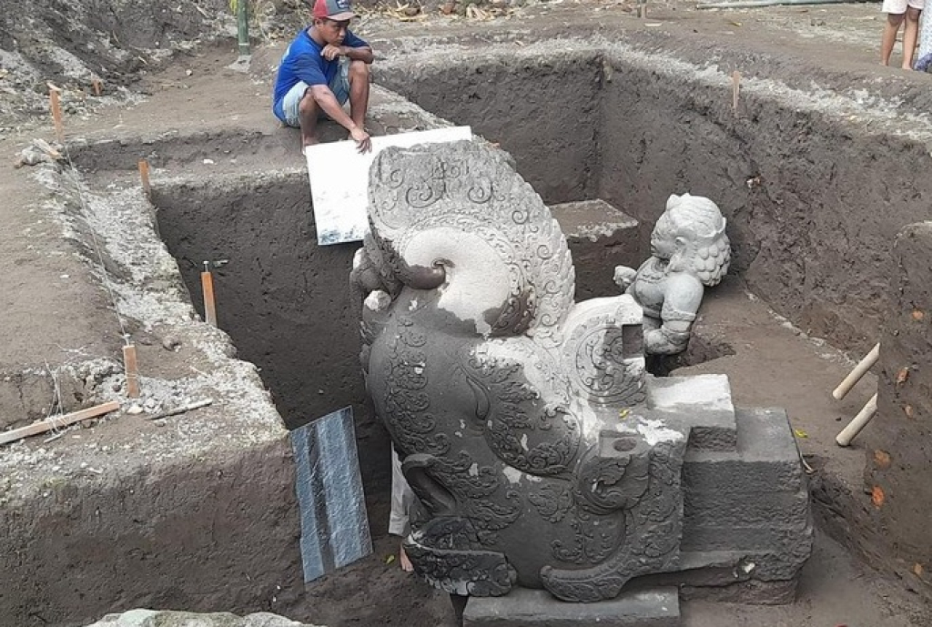 Penampakan penemuan candi besar di Situs Adan-Adan, Kecamatan Gurah, Kabupaten Kediri. SP/ KDR
